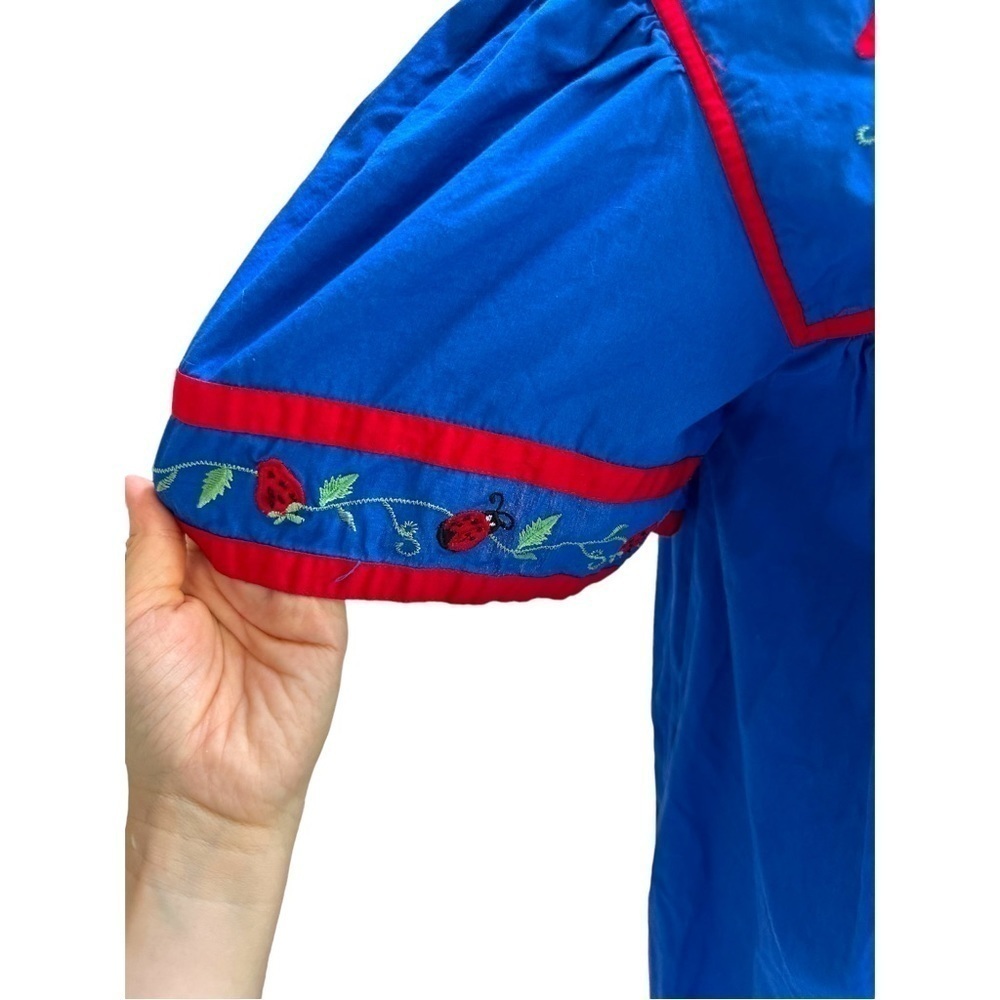 Go Softly Midi Dress Blue Strawberry Embroidered Pockets Size XS Vintage… - Picture 2 of 5